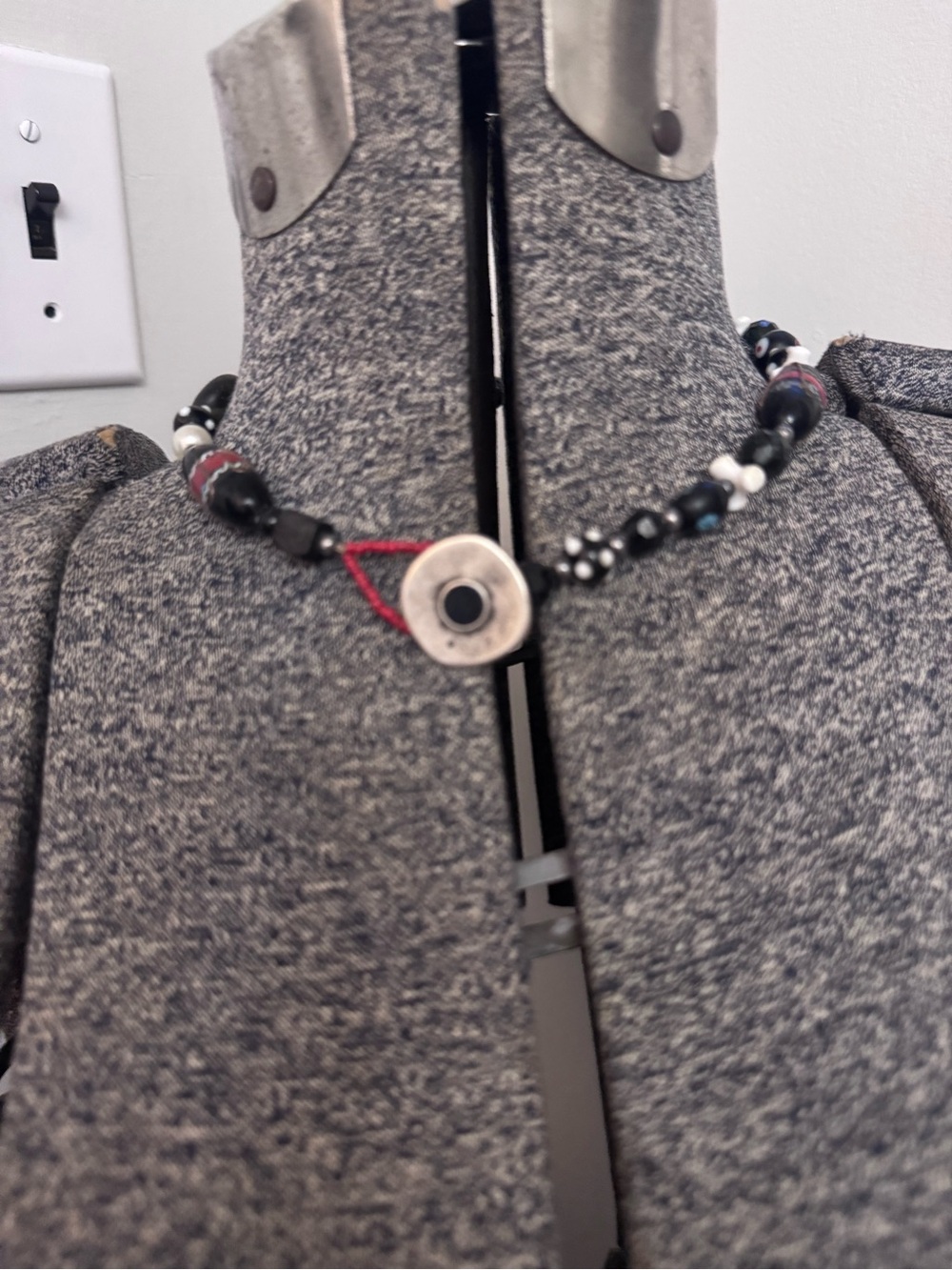 Women’s Mismatched Red Black & White Beaded Choker Necklace w Button Clasp